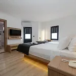 Hotel Skykhan *